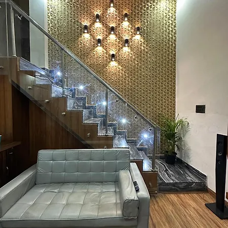 Апартаменты Green Kutir-Greater Kailash 1 South Delhi
